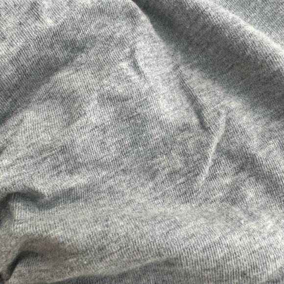 Burt's Bees Baby Bassinet Sheet 2-Pack in Grey & White 2-Pack - Picture 3 of 5